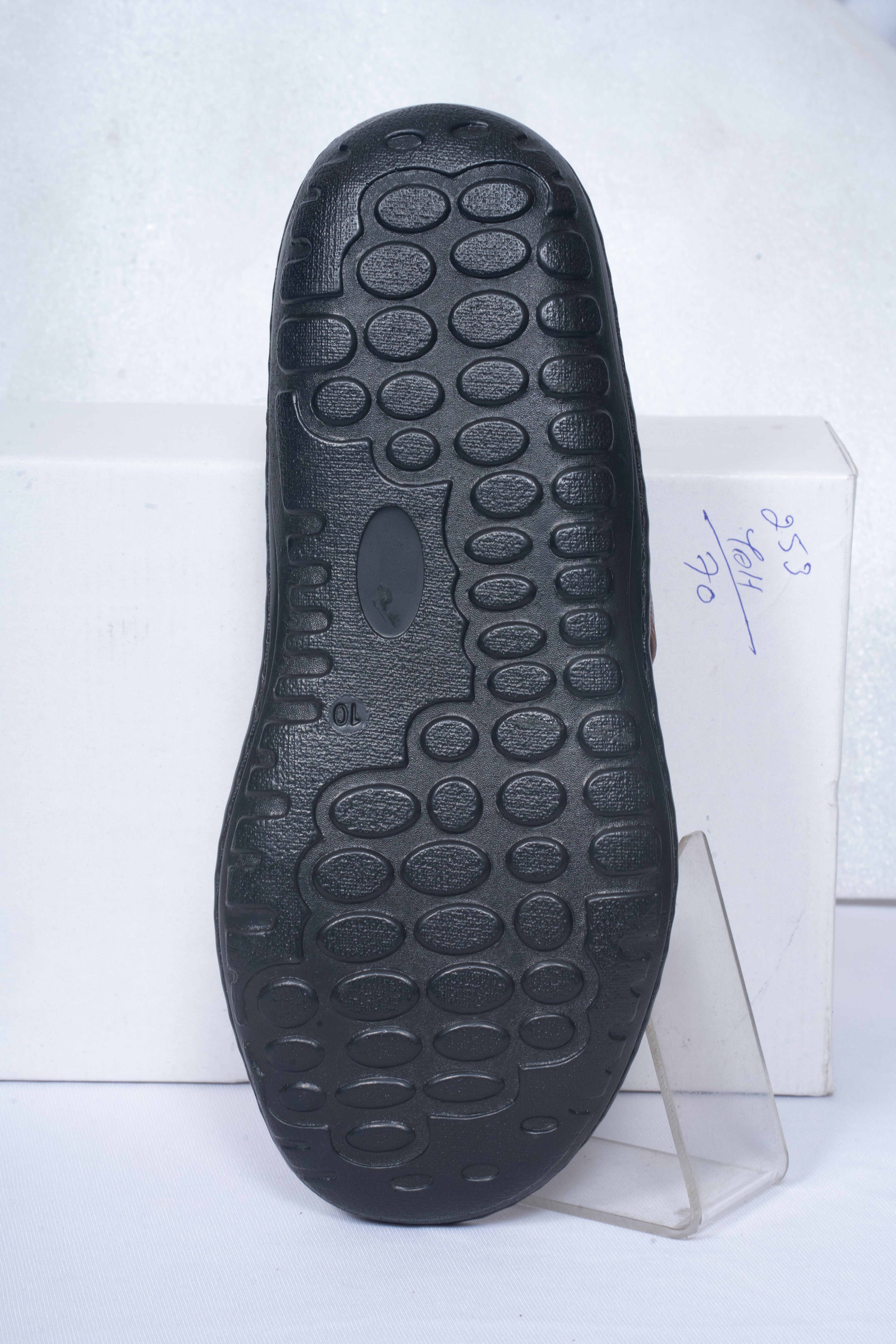 Durable Chrome Sterling Luxury Office Chappals For Men