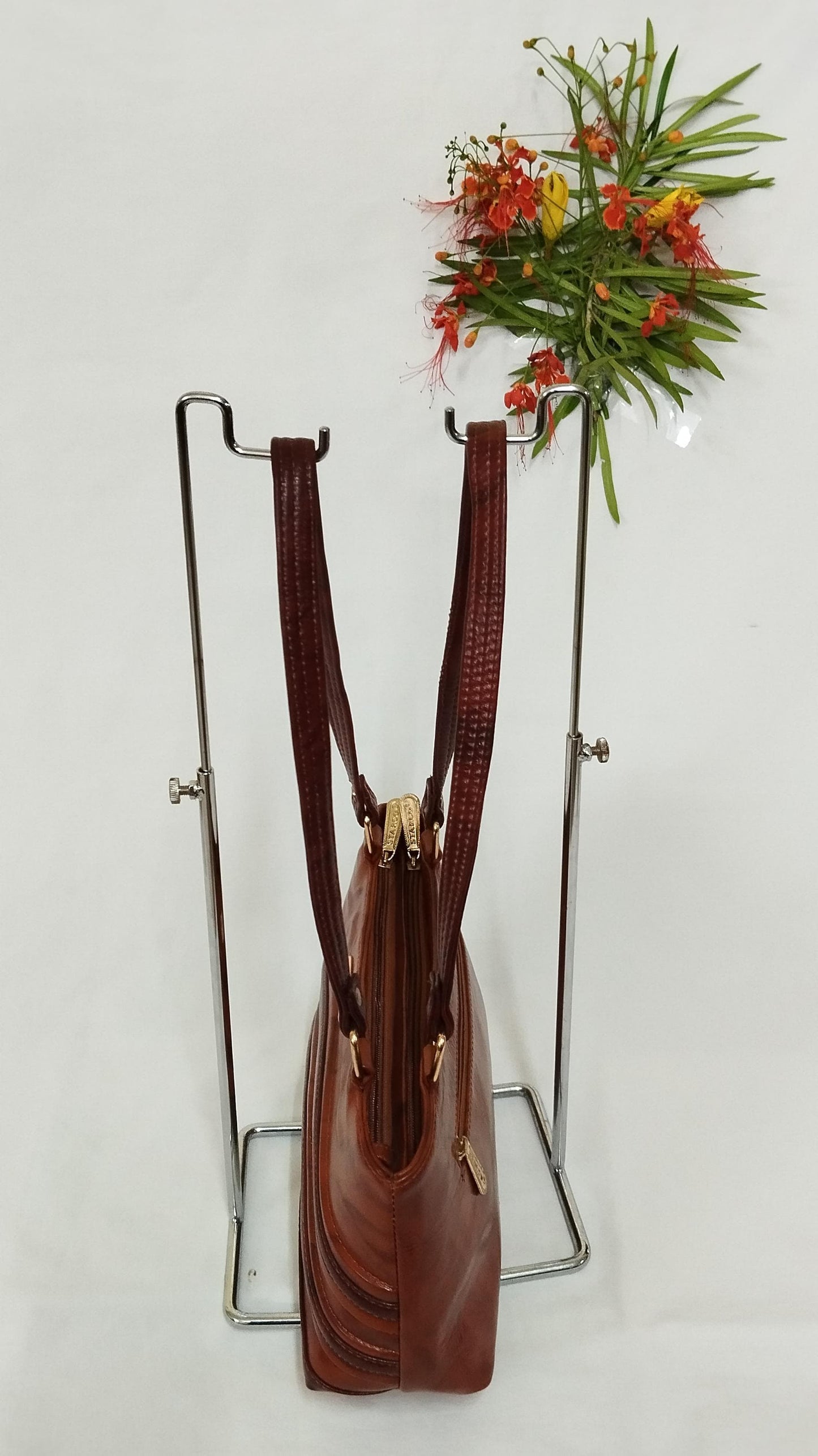 LADIES HANDBAG
